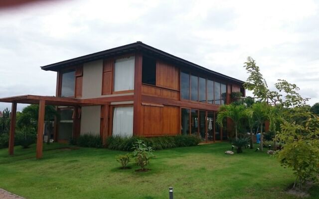 Casa das Acácias