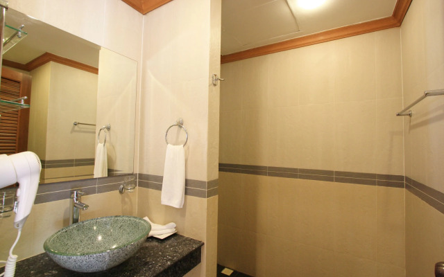 Surin Sabai Condo 2