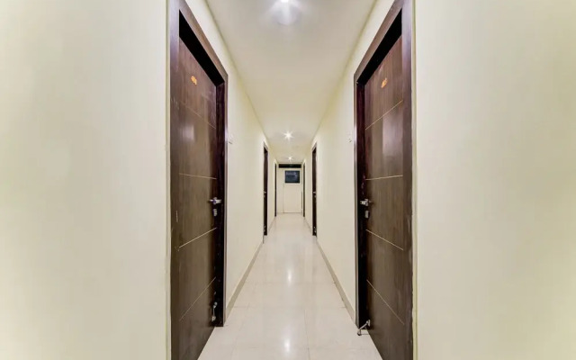 SPOT ON 41635 Hotel Gpr Grand