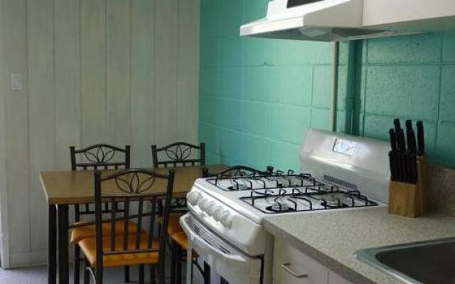 Holiday Beach Resort Motel