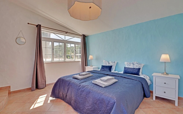 Quinta da Galina by Portucasa