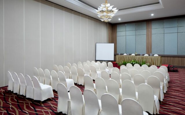 Ritzy Hotel Manado
