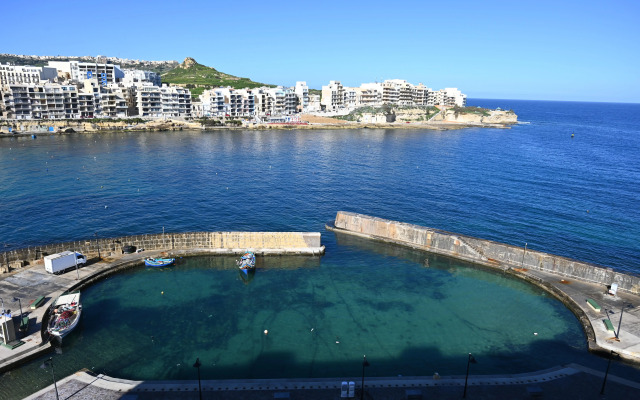 Calypso Hotel