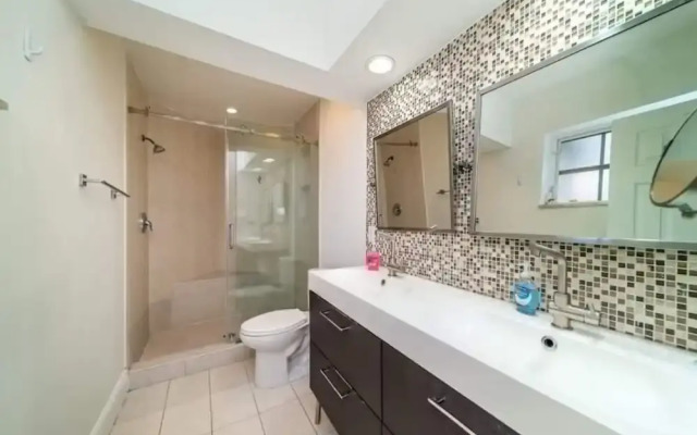 Heated Pool Home Near Beach