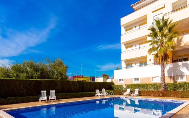 A05 - Luxury 1 Bed Fully Equipped with Pool