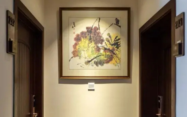 Dian Chi Lake Villa