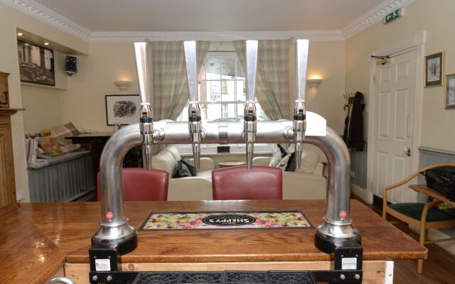 The Ilchester Arms