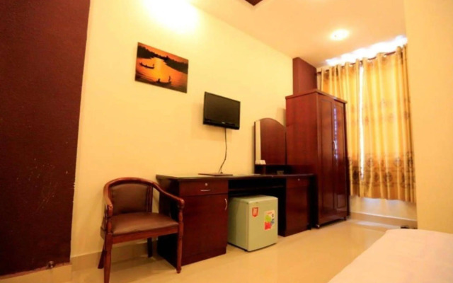Tuan Viet Hotel