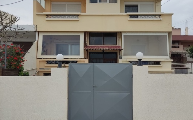 Elena s Apartment