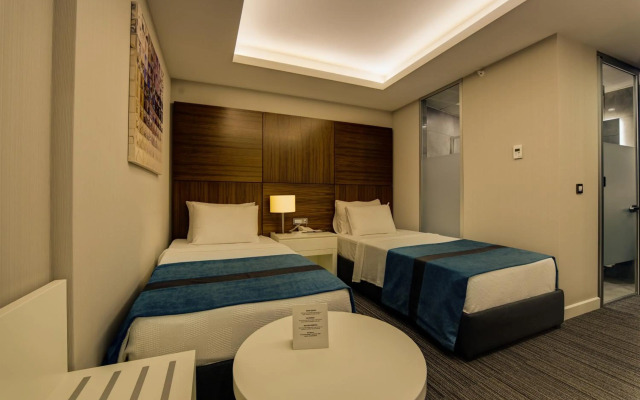 The Menord Hotel