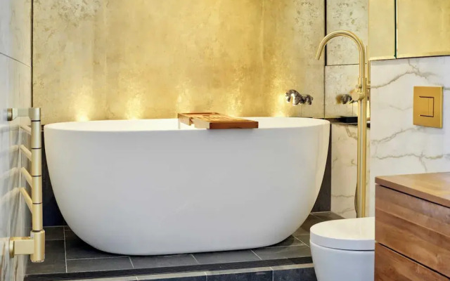 Stunning 2 Bedroom Apartment in Little Venice West London