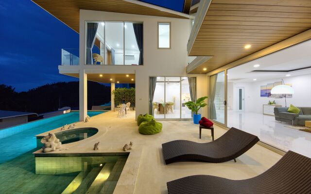 Villa Iroxa with Panoramic Sea View