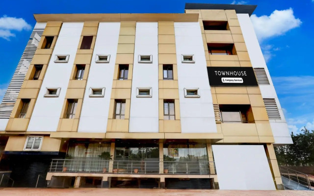 Townhouse 900 Hotel Surya Palace