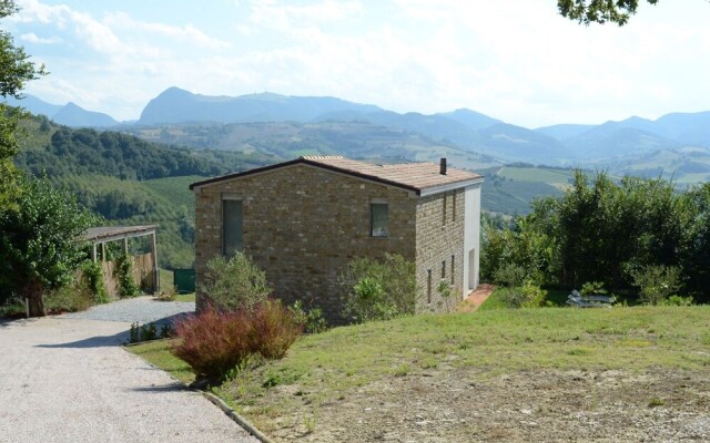 Studio in Poggio San Marcello, With Wonderful Mountain View, Enclosed