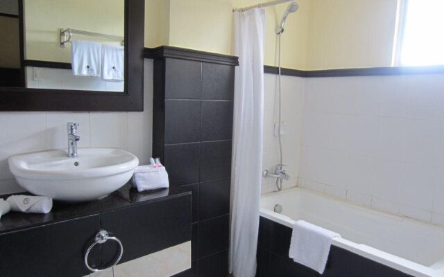 Verazza Hotel & Restaurant