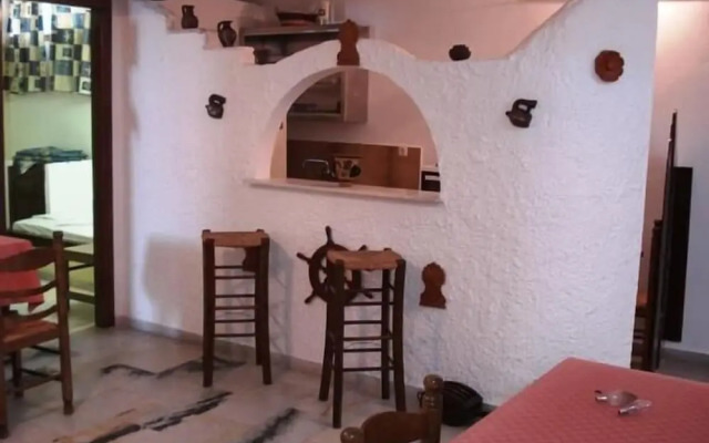 Pension Lagoudera