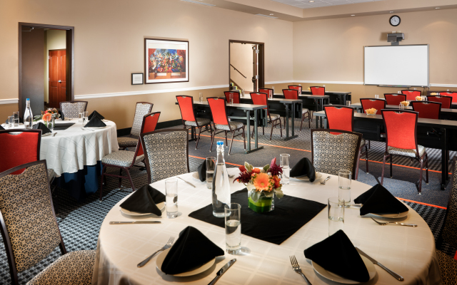 The Maxwell Hotel - A Staypineapple Hotel