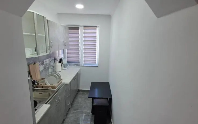 Apartament Bratu strada Rozelor Etaj 3
