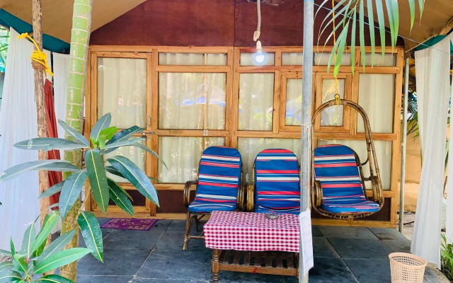 Lactos Cressida Resort