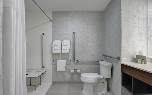 Holiday Inn Express & Suites Collingwood