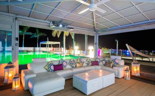 Oceanview Luxury Villa 011