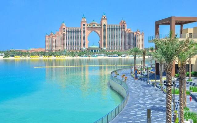 Spacious New Furnished 2br M Palm Jumeirah