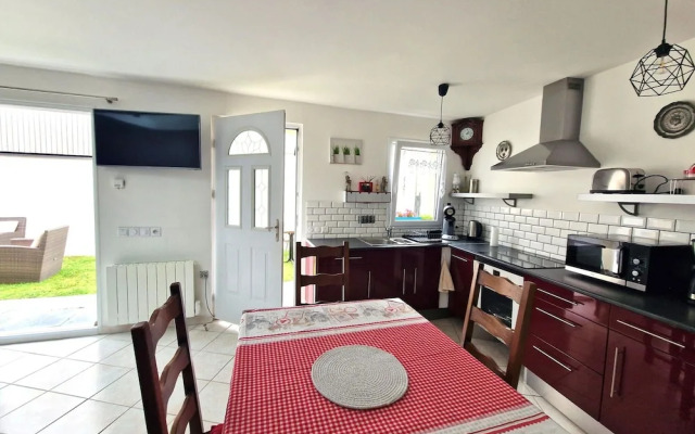 Single-storey House With Outdoor Space