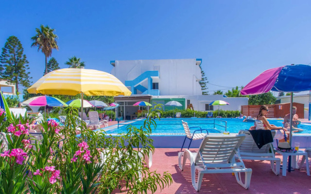 Villa Andrews Hotel