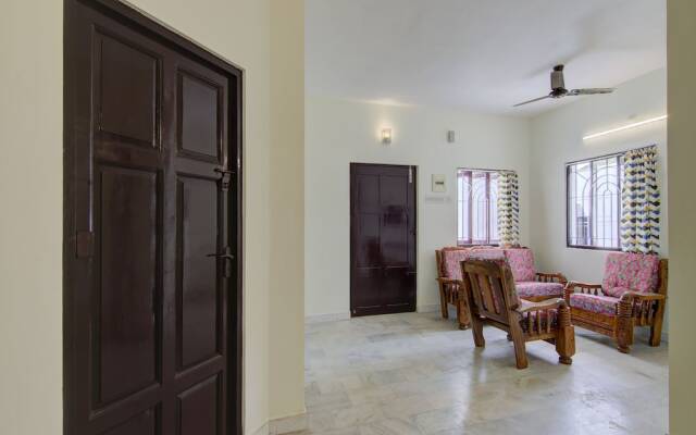 OYO 15221 Home Elegant 2BHK Near Anna Nagar