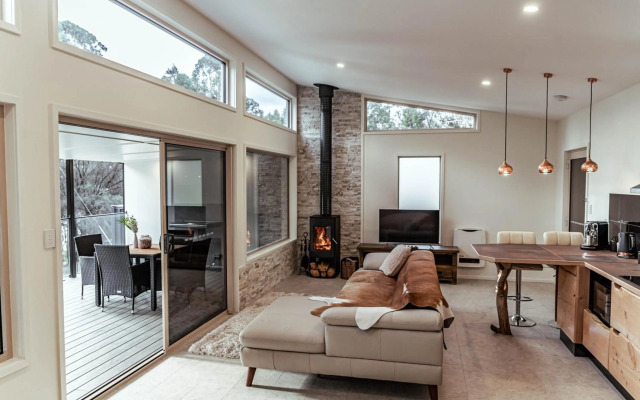 Absolute Oceanfront Bruny Island Secrets Retreat