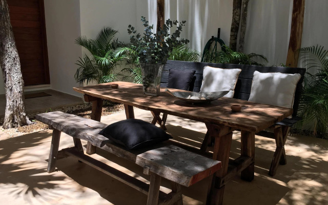 Standard Rooms by GuruHotel