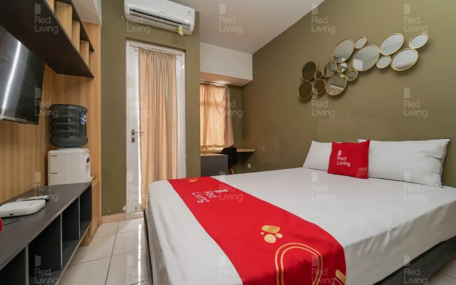 RedLiving Apartemen Springlake Summarecon - Kamarku Tower Azolla
