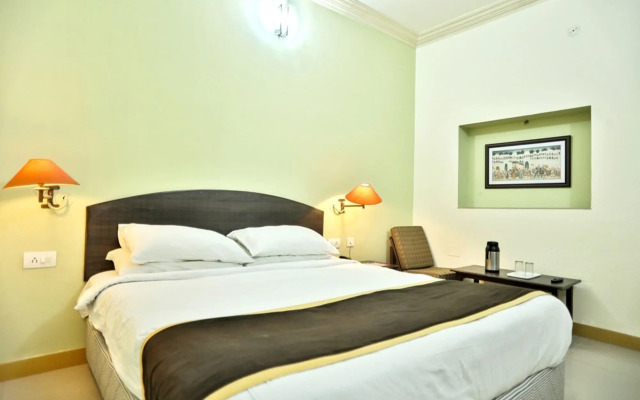 Hotel Rajputana Palace