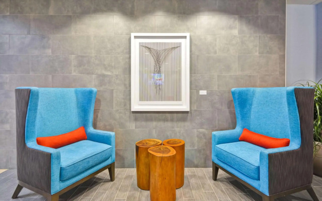 Home2 Suites by Hilton Dallas Addison