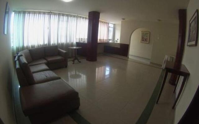 Hotel Sierra Nort