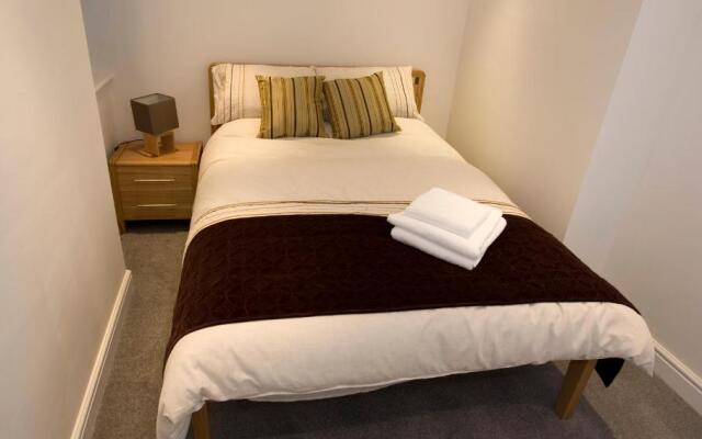 Aberdeen Serviced Apartments - The Lodge