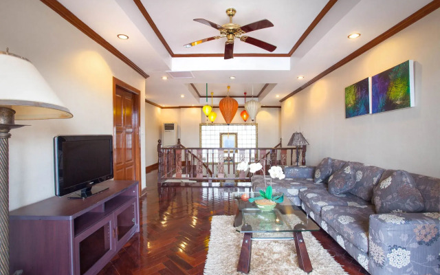 Baan Yin Dee Villa Patong