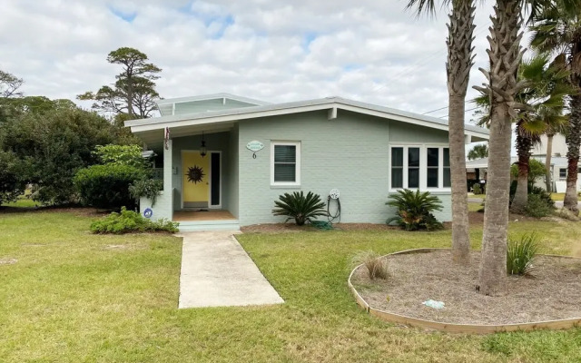 Island Breeze 5 Bedroom Home