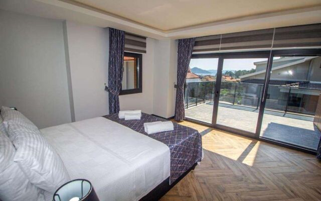 Gocek Marin C 4+1 Villa, Ozel Havuzlu