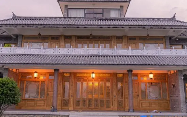Qiuying Lianju · Banyinju Inn (Xizhou Ancient Town Branch) – Exterior – Dali