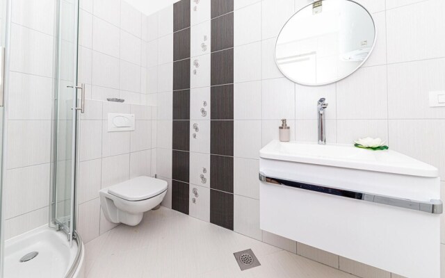 Nice Apartment in Marina With Jacuzzi, Wifi and 3 Bedrooms