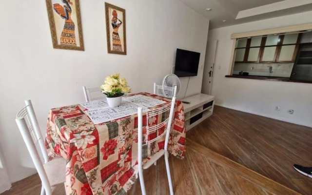 SUH Copacabana 105 Metro Posto 5