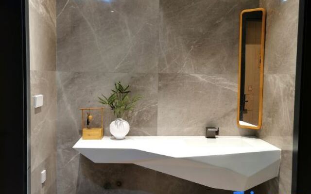 JIANGUO HIDDEN Hotel（Shenzhen International Convention&Exhibition Center Hotel）