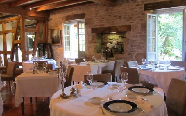 Hôtel Le Moulin de la Beune