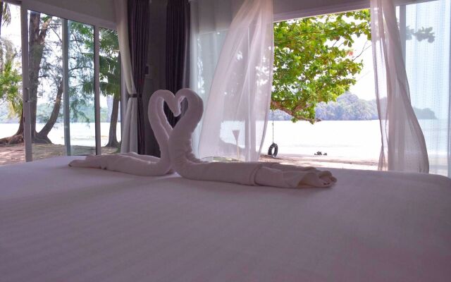 Pak Nam Resort