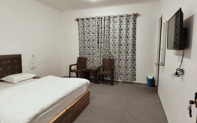 Sky Light Guest House