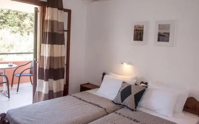 Fondas Apartments