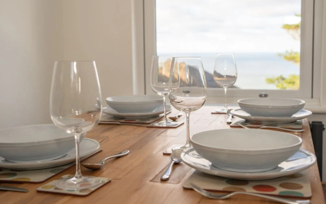 Larkrise, The Penthouse