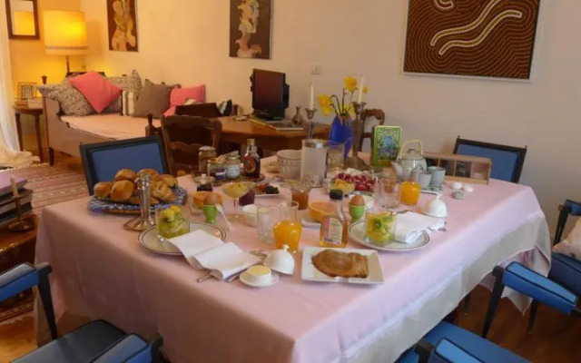 Au Jardin de la Nymphe Bleue