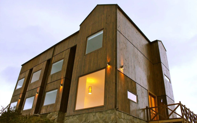 Weskar Patagonia Lodge